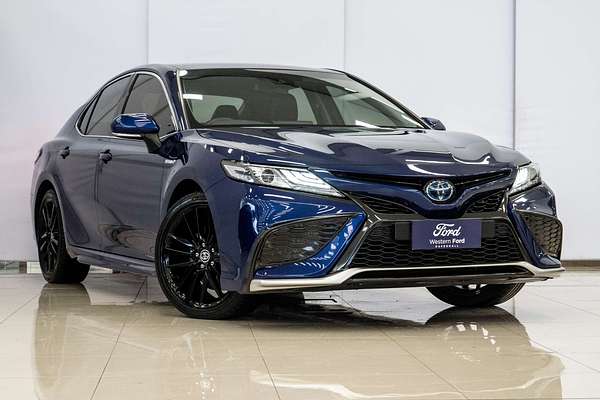 2022 Toyota Camry SX AXVH70R