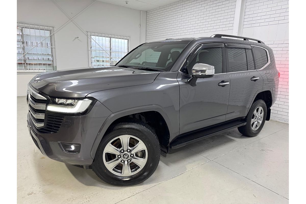 2023 Toyota Landcruiser LC300 SAHARA (4x4) FJA300R