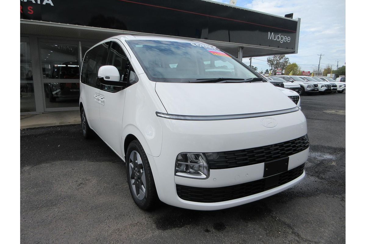 2026 Hyundai STARIA US4.V4
