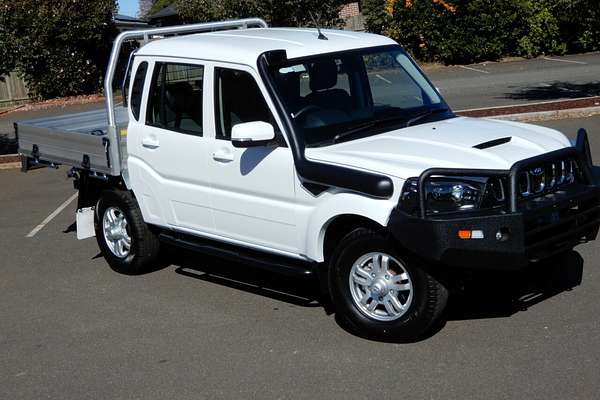 2022 Mahindra PIK-UP S11 4X4