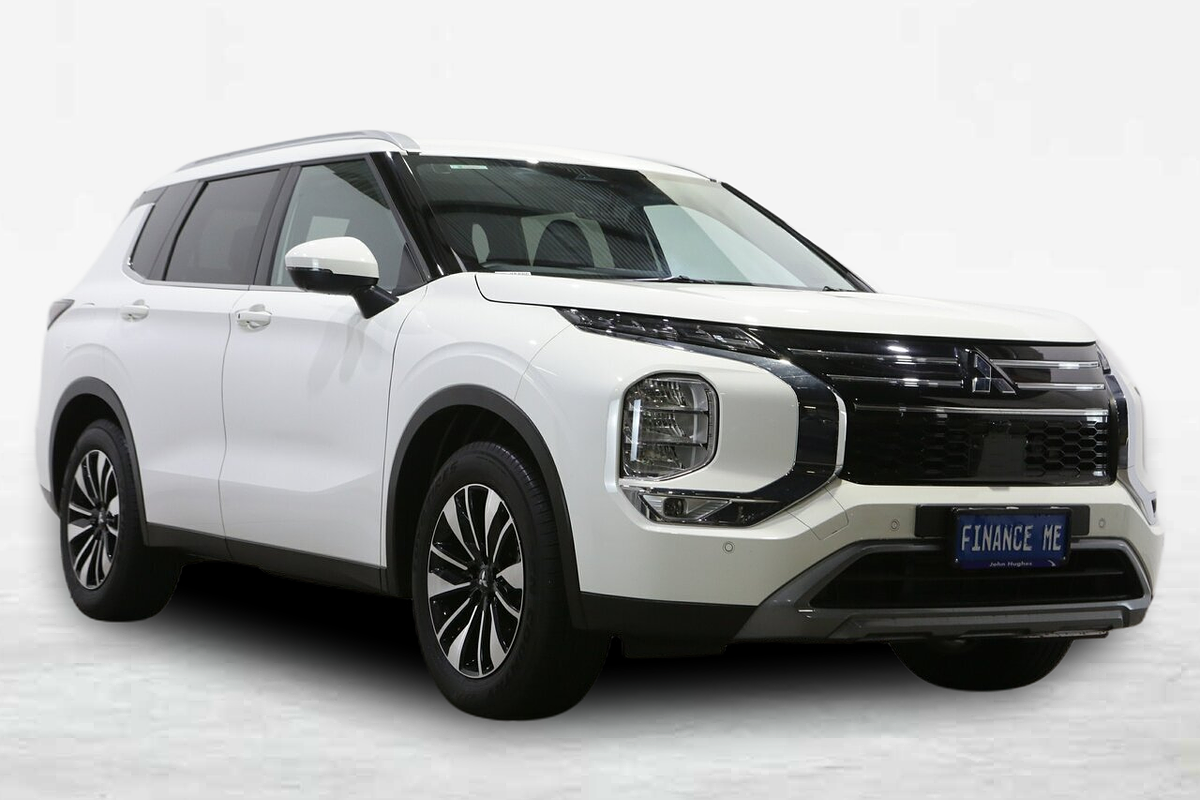 2025 Mitsubishi Outlander LS ZM