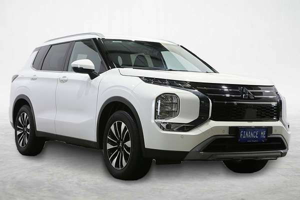 2025 Mitsubishi Outlander LS ZM