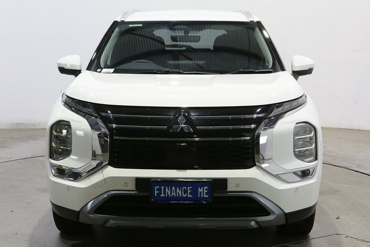 2025 Mitsubishi Outlander LS ZM