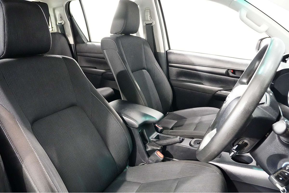 2021 Toyota Hilux SR GUN126R 4X4