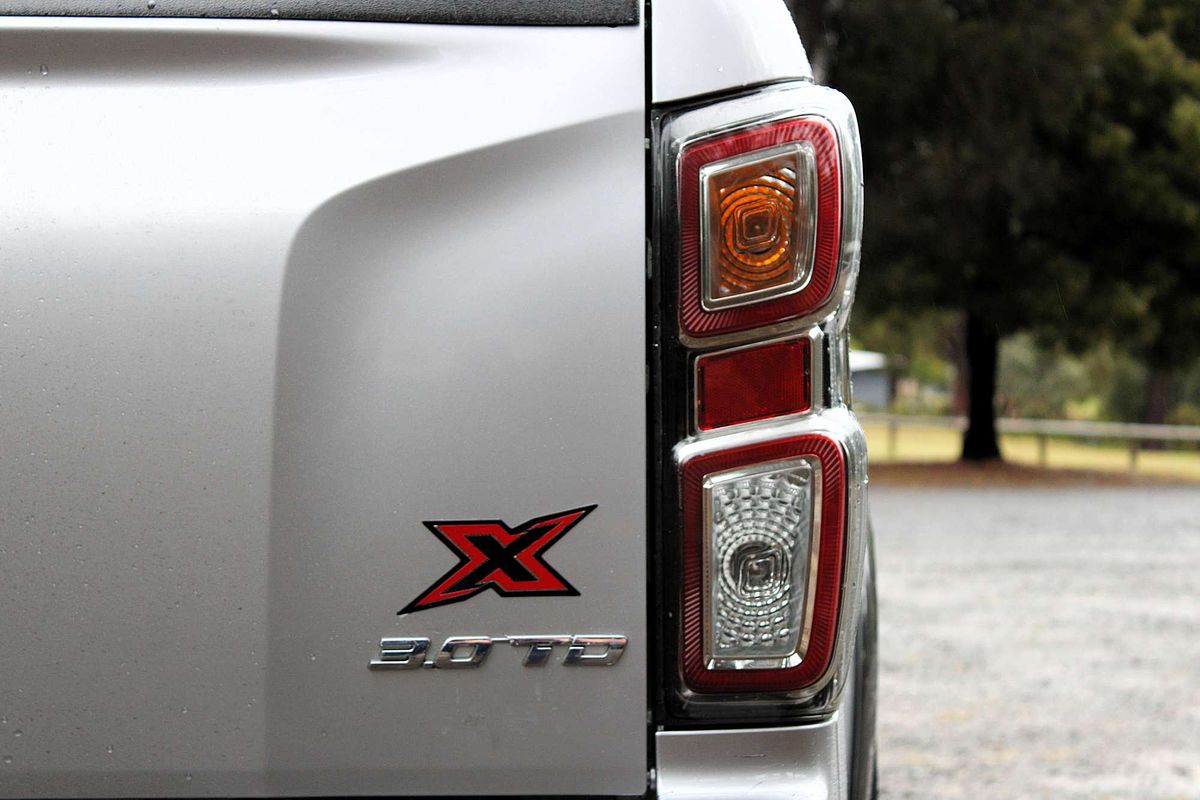 2022 Isuzu D-MAX X-TERRAIN 4X4