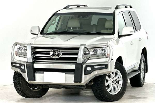 2016 Toyota Landcruiser Sahara VDJ200R