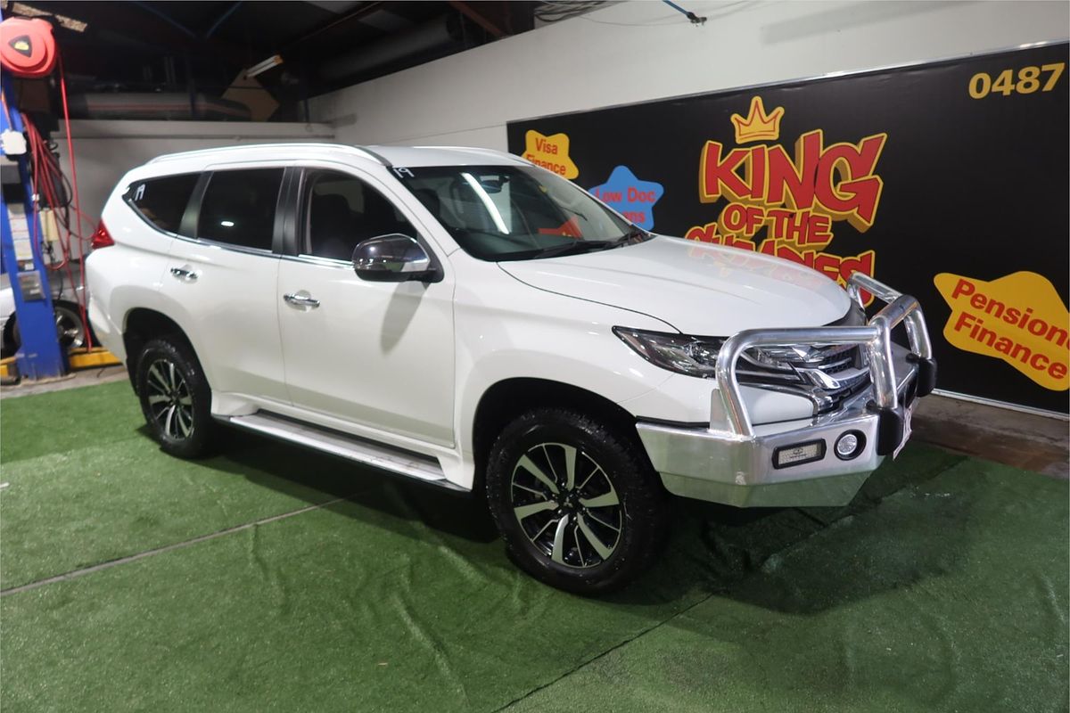 2016 Mitsubishi Pajero Sport GLX QE