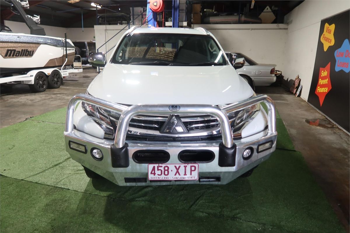 2016 Mitsubishi Pajero Sport GLX QE