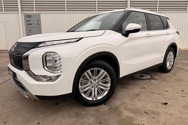 2021 Mitsubishi Outlander LS ZM