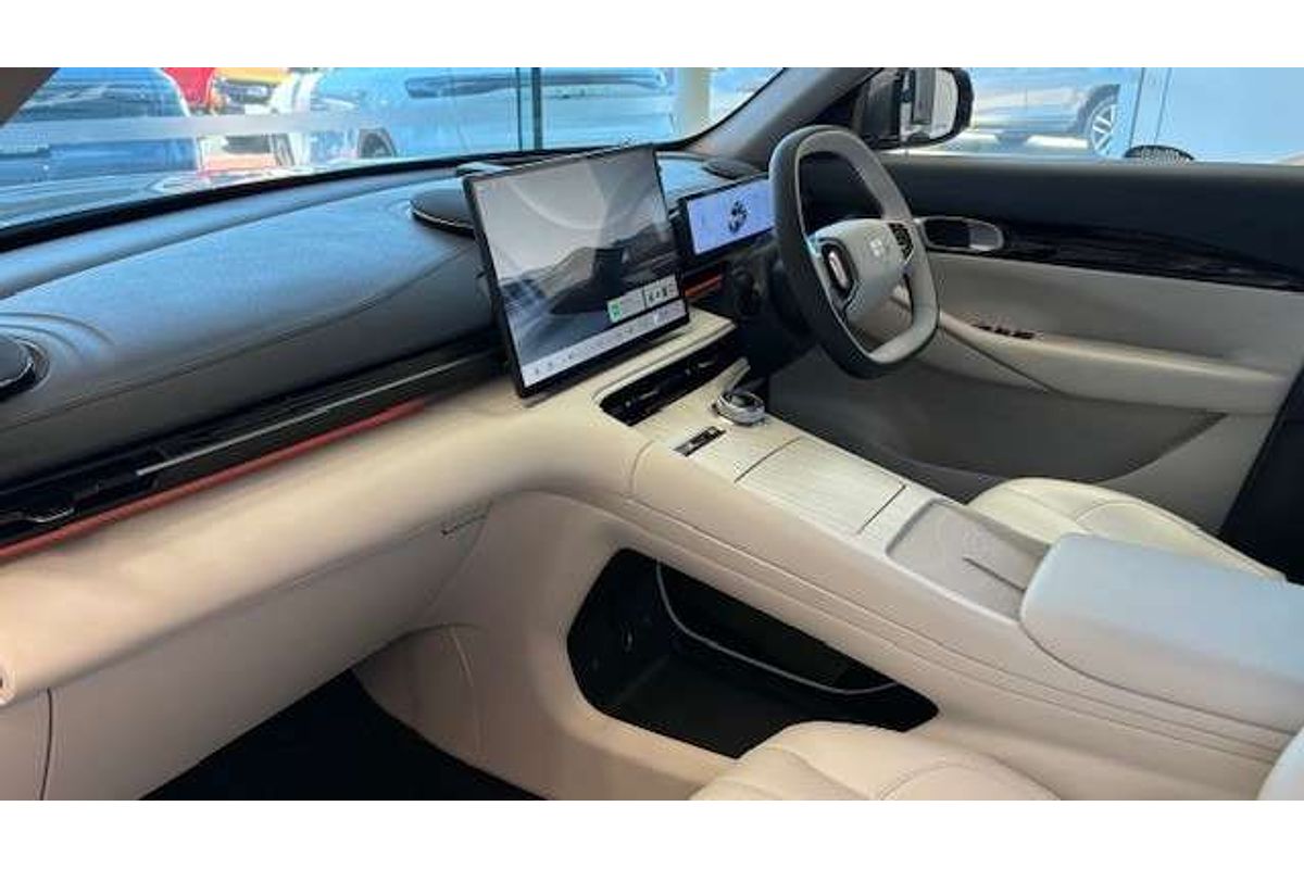 2026 Geely Starray EM-i Inspire P145