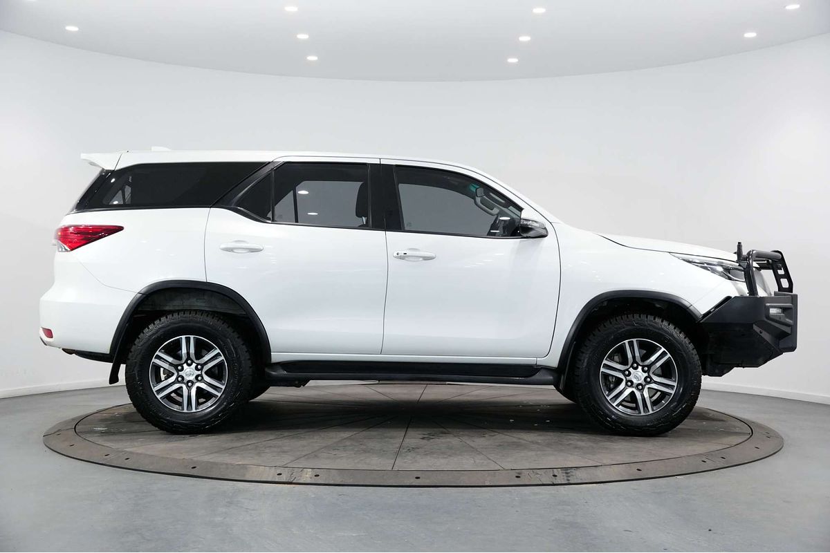 2022 Toyota Fortuner GX GUN156R