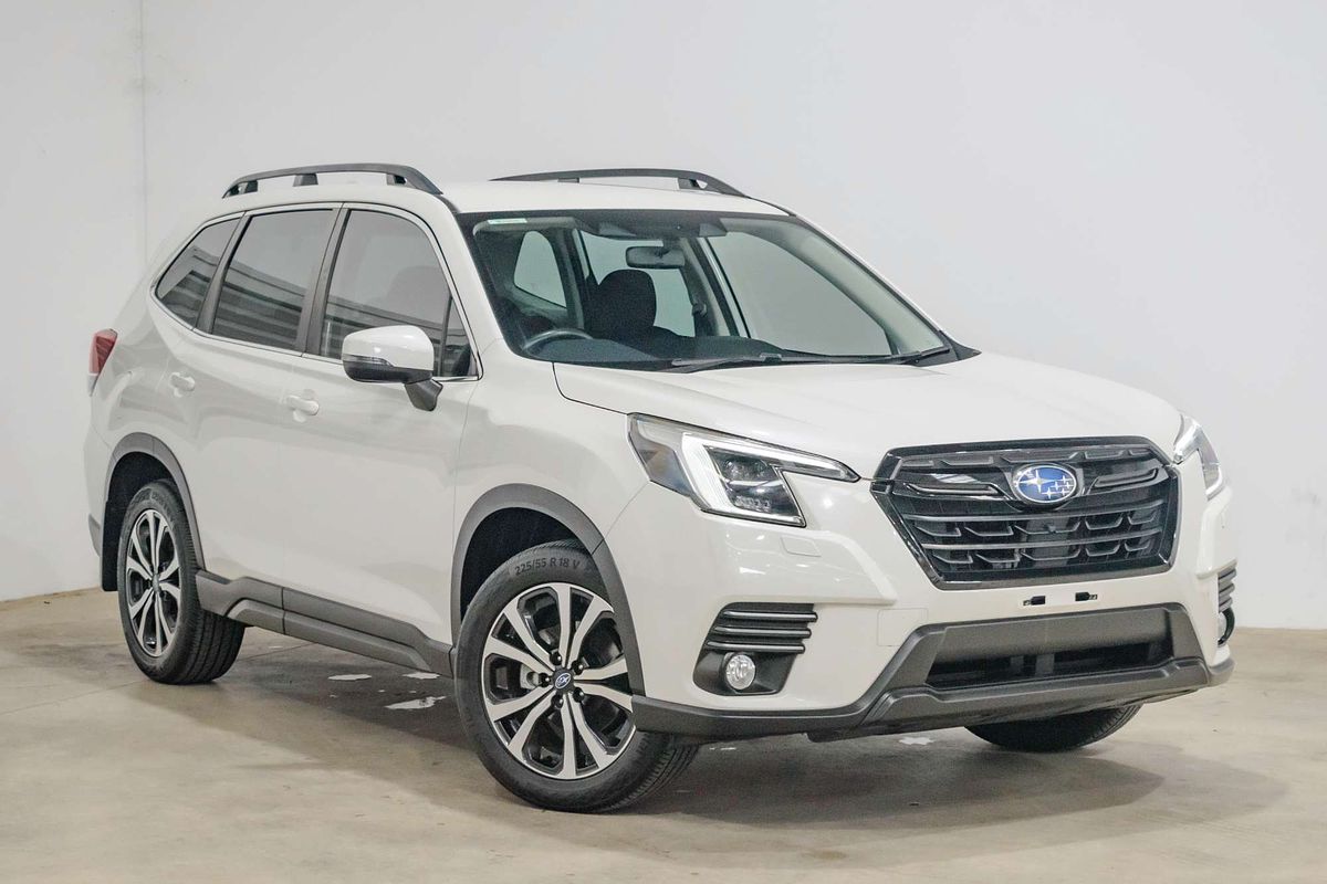 2022 Subaru Forester 2.5i Premium S5