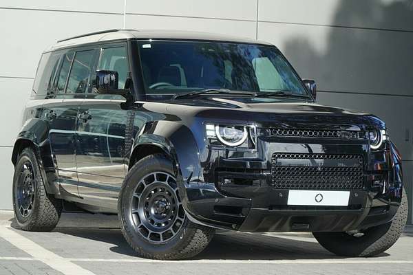 2026 Land Rover Defender 110 P635 OCTA Black L663