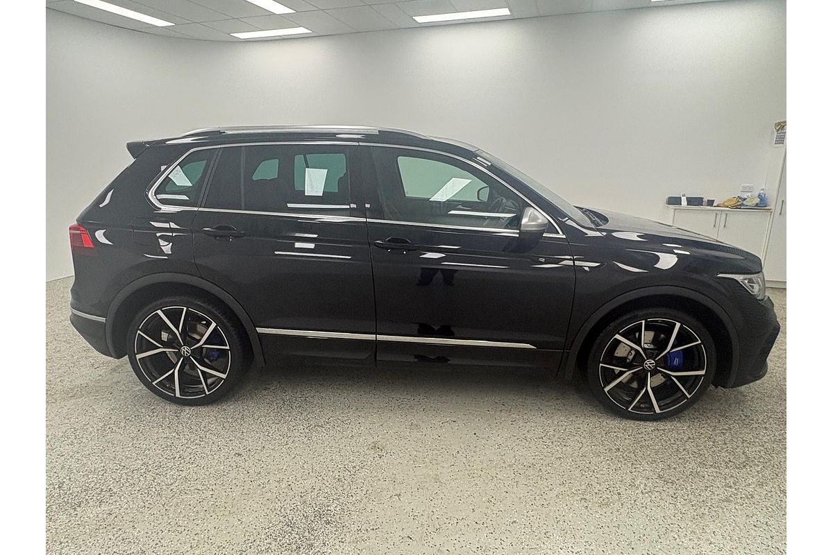 2023 Volkswagen Tiguan 235TSI R AX MY23