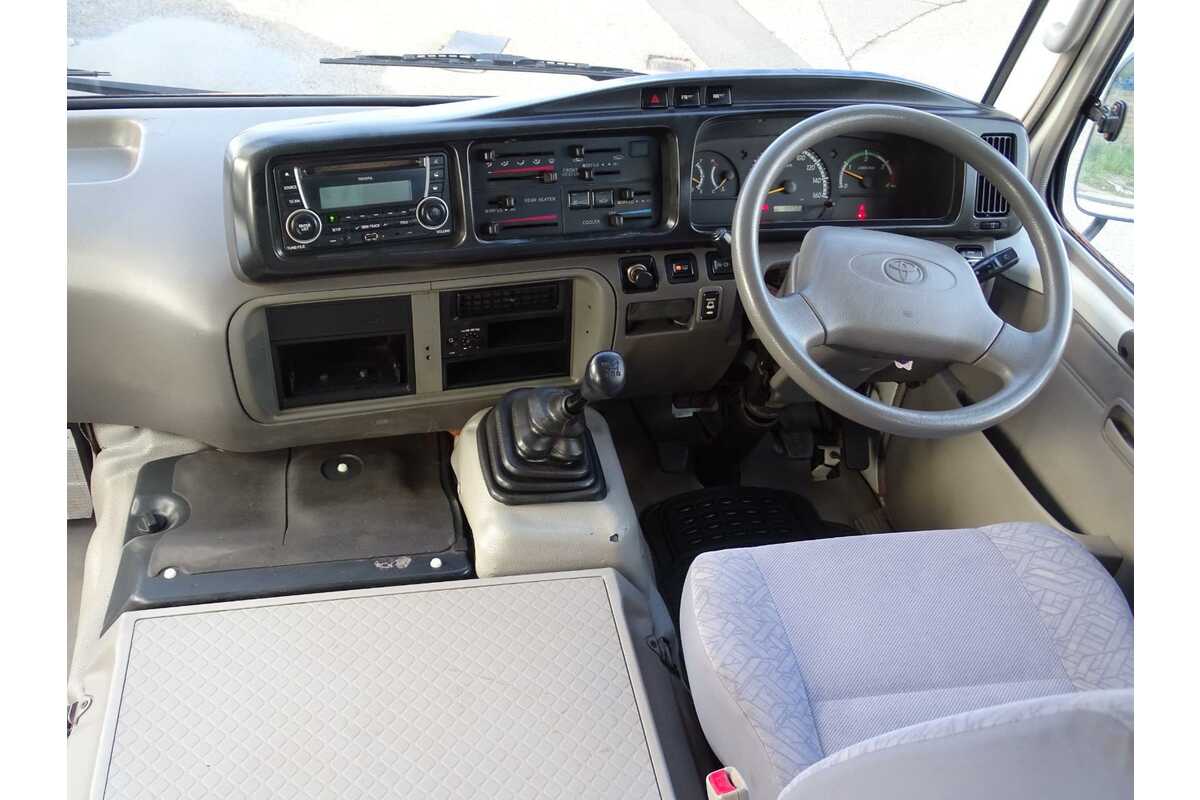 2012 Toyota Coaster XZB50R