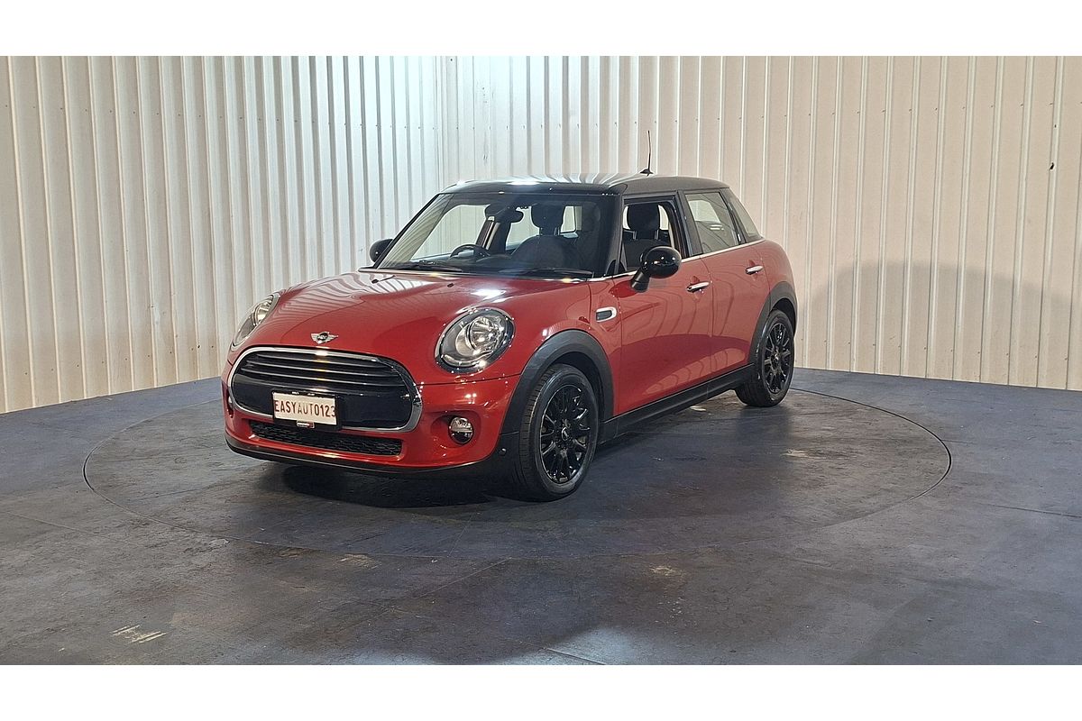 2017 MINI Hatch Cooper F55