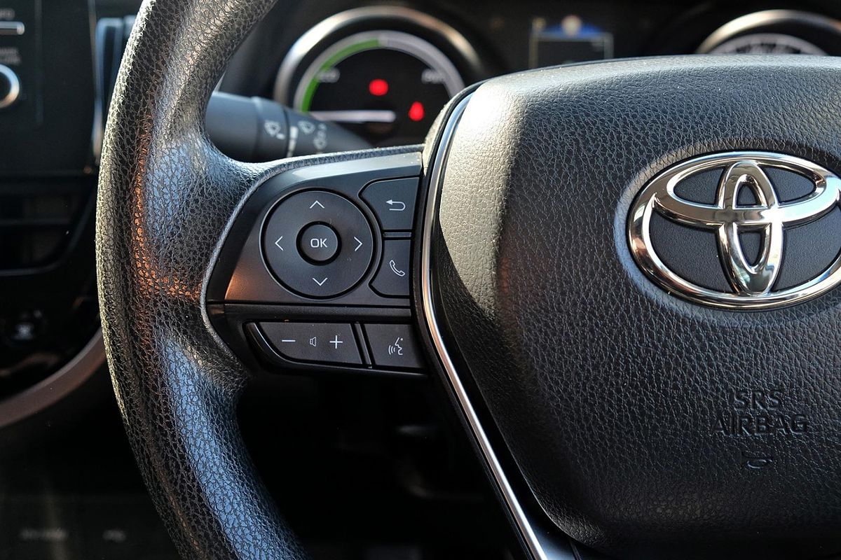 2021 Toyota Camry Ascent AXVH70R