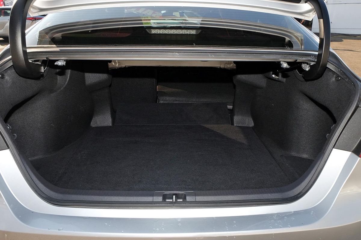 2021 Toyota Camry Ascent AXVH70R