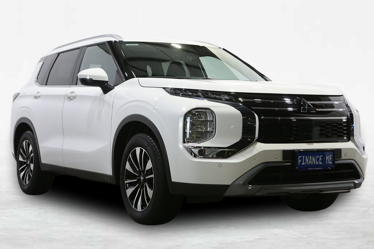 2025 Mitsubishi Outlander LS ZM