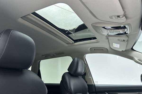 2023 LDV D90 Executive SV9A thumb-14