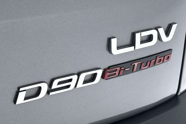 2023 LDV D90 Executive SV9A thumb-21