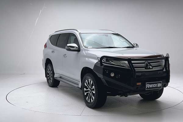 2021 Mitsubishi Pajero Sport GLS QF thumb-1
