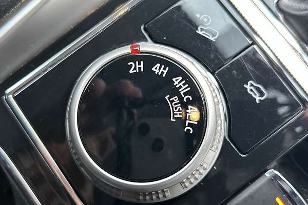 2021 Mitsubishi Pajero Sport GLS QF thumb-15
