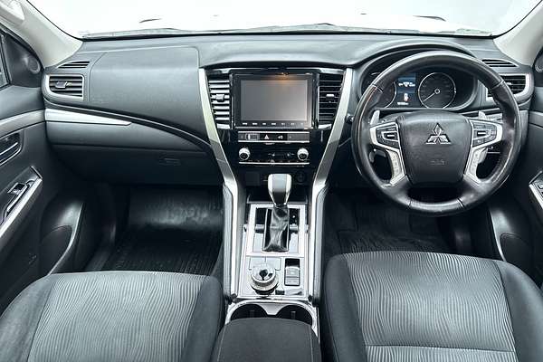 2021 Mitsubishi Pajero Sport GLS QF thumb-19