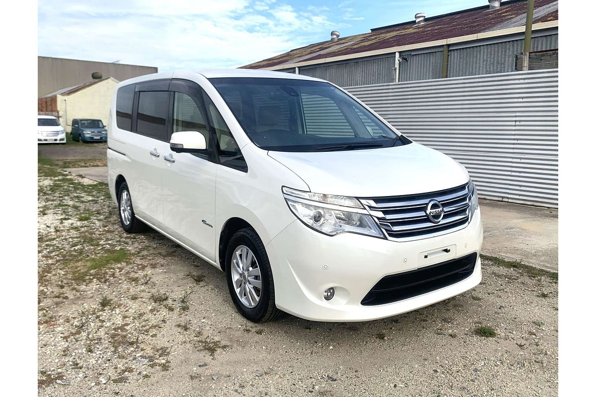 2015 Nissan Serena Highway Star V Selection + Safety II C26
