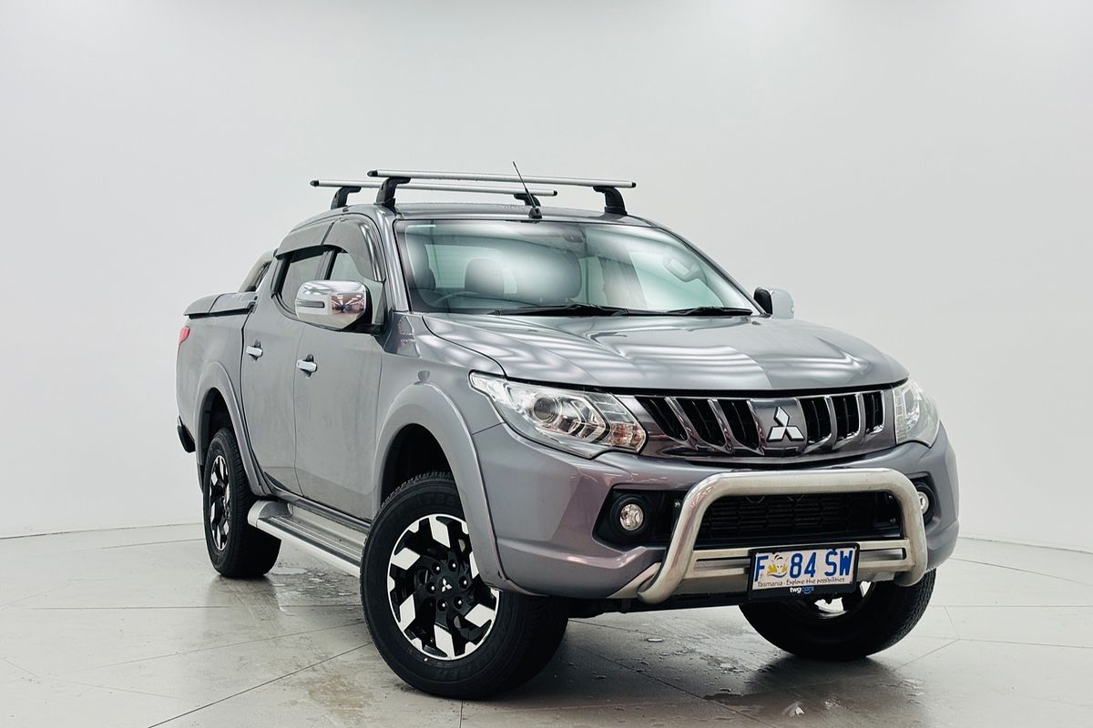 2017 Mitsubishi MQ Triton EXCEED 2.4L DID 5A/T 4X4 DC PU