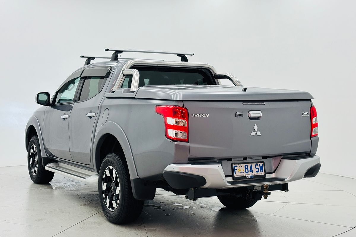 2017 Mitsubishi MQ Triton EXCEED 2.4L DID 5A/T 4X4 DC PU