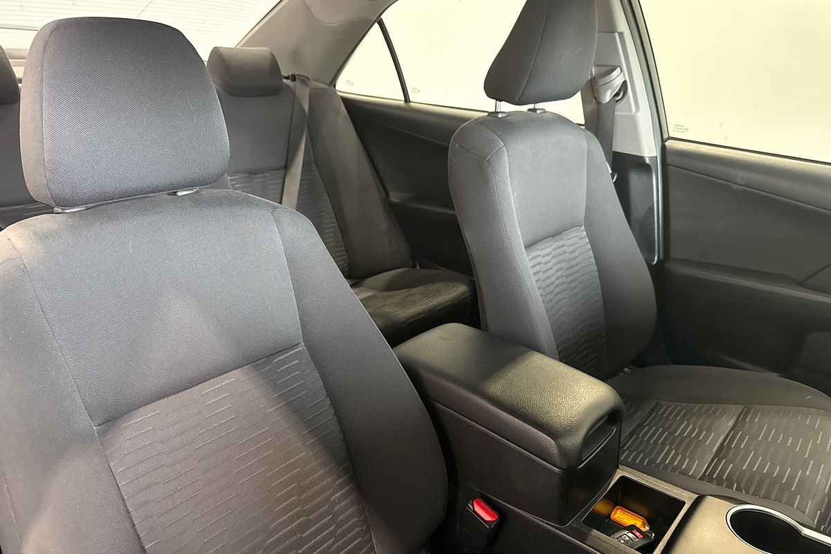 2016 Toyota Camry Atara S ASV50R