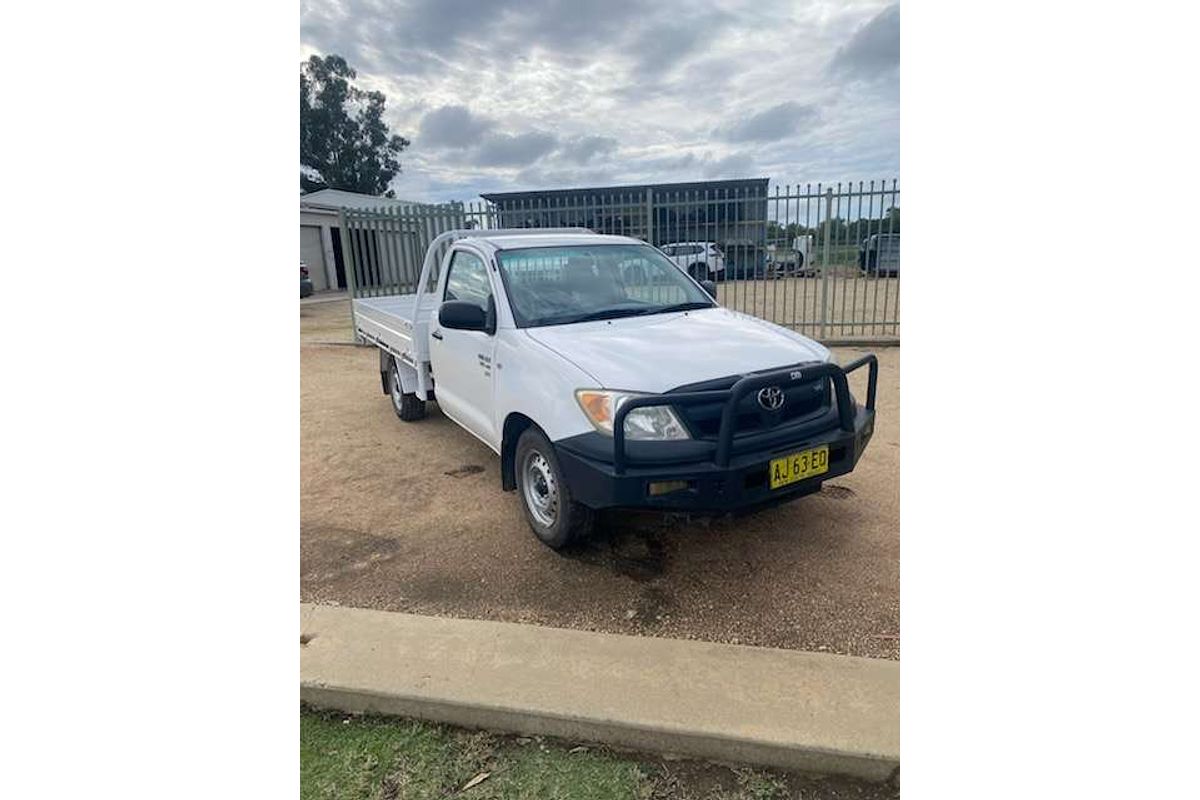 2006 Toyota Hilux SR GGN15R Rear Wheel Drive