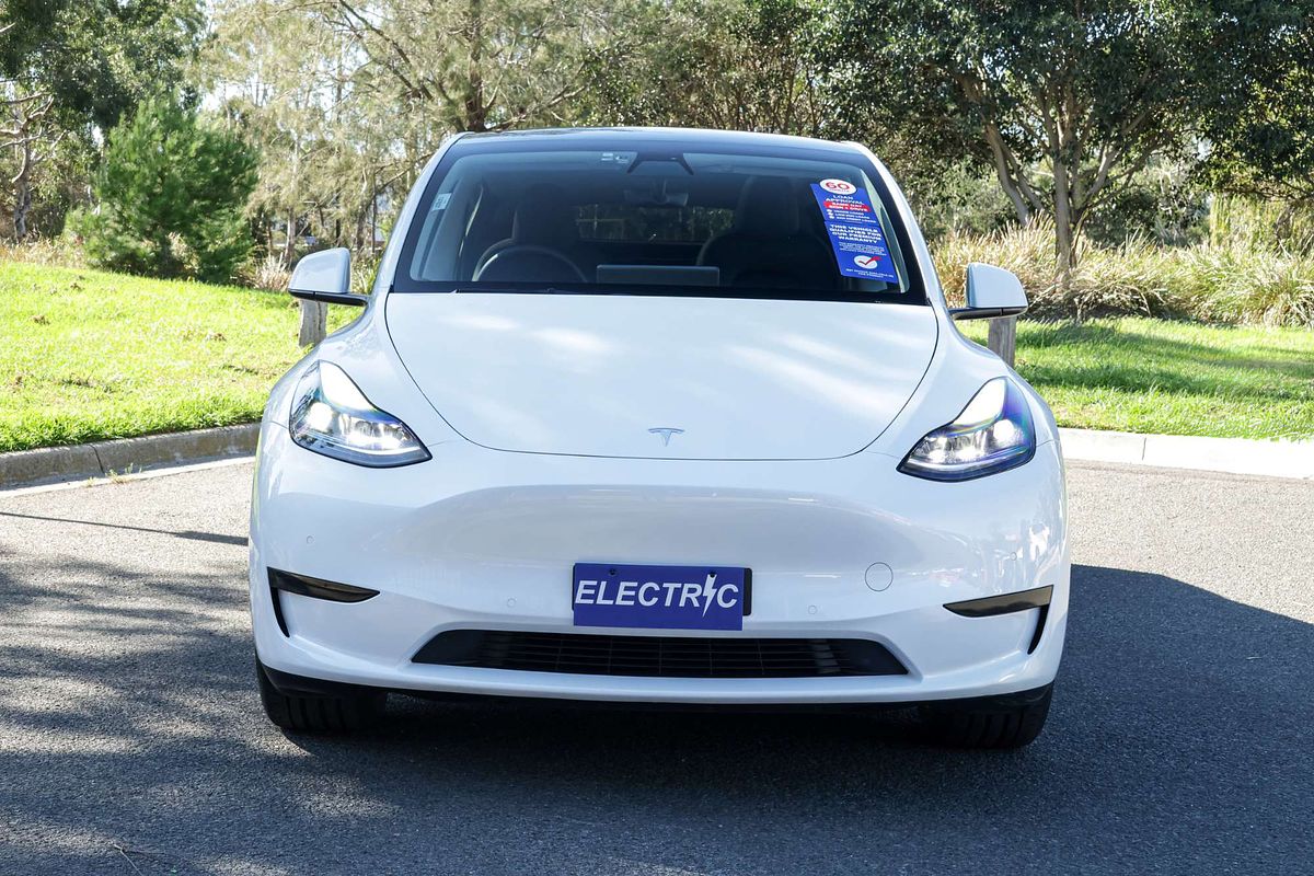 2023 Tesla Model Y Rear-Wheel Drive