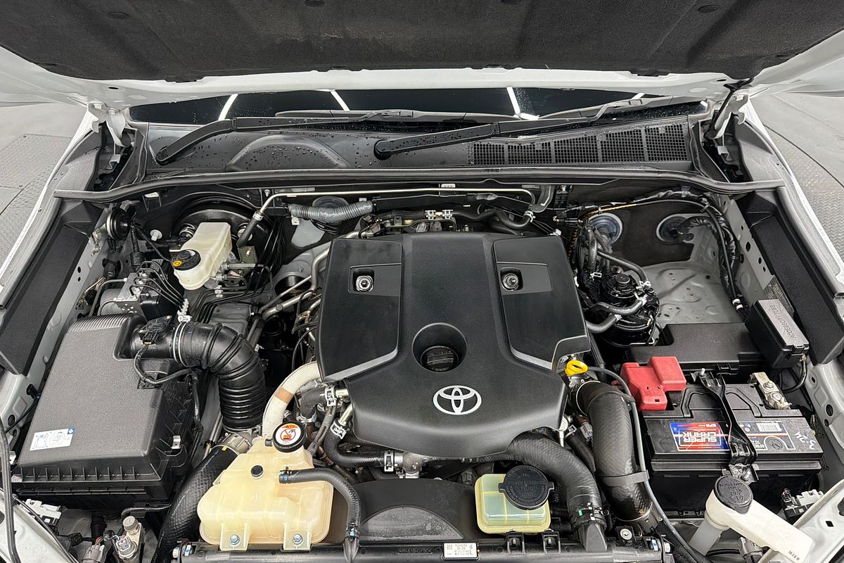 2021 Toyota Hilux SR5 GUN126R 4X4
