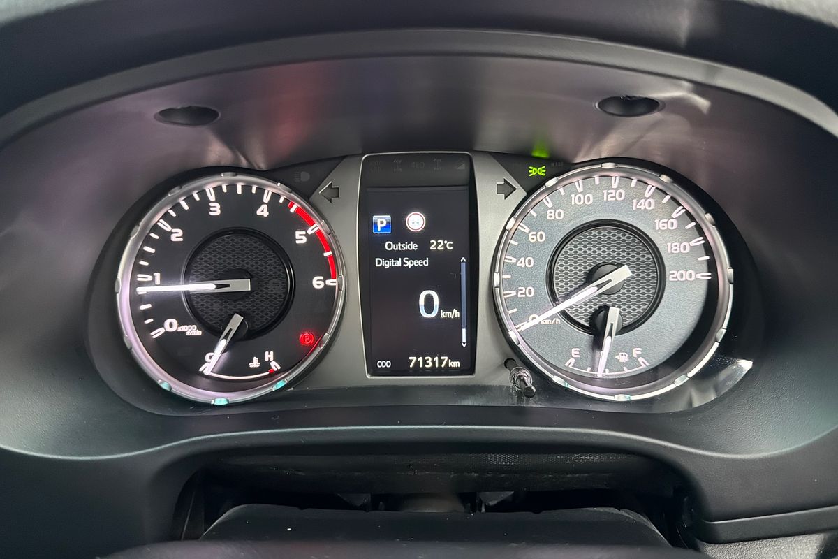 2021 Toyota Hilux SR5 GUN126R 4X4