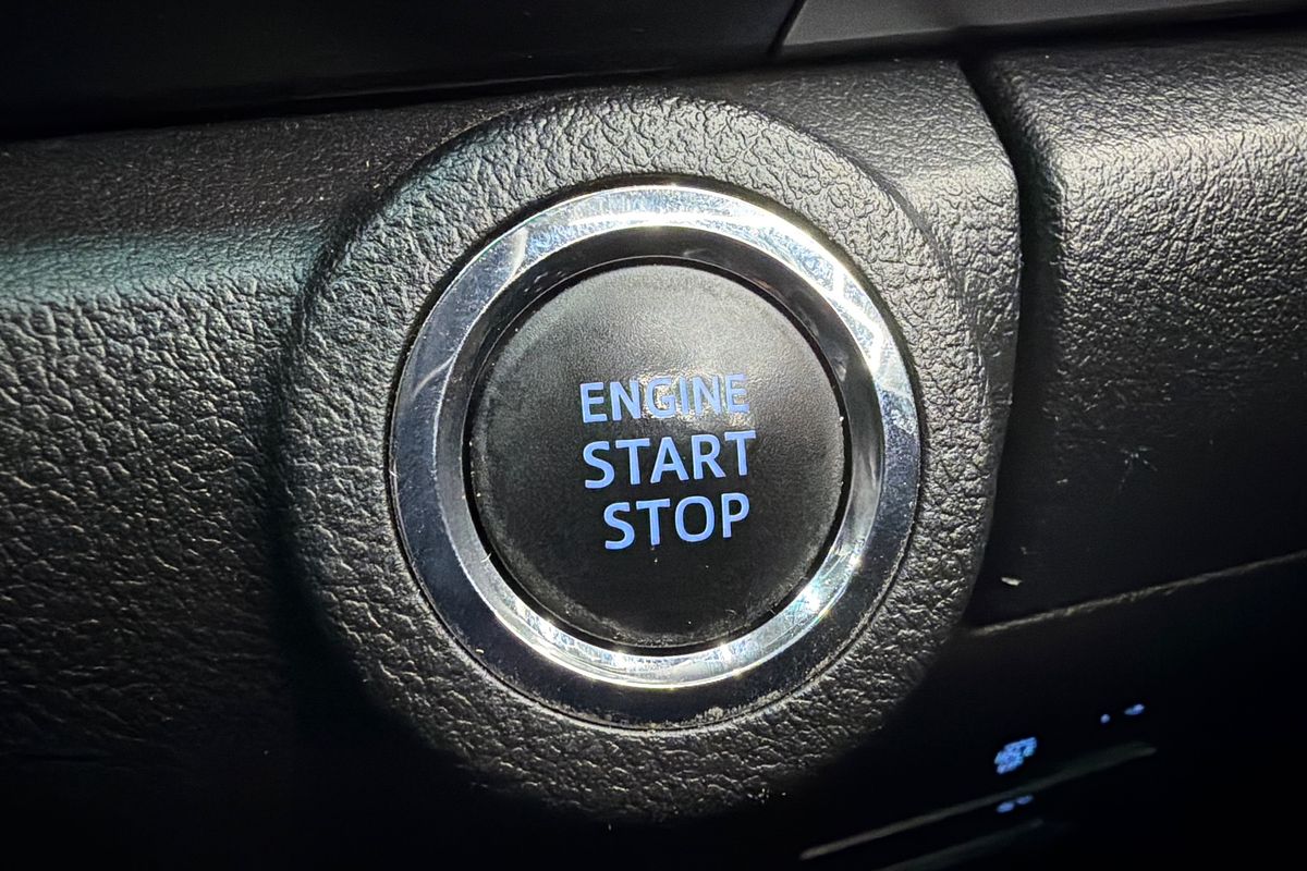 2021 Toyota Hilux SR5 GUN126R 4X4