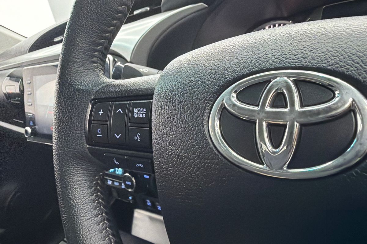 2021 Toyota Hilux SR5 GUN126R 4X4