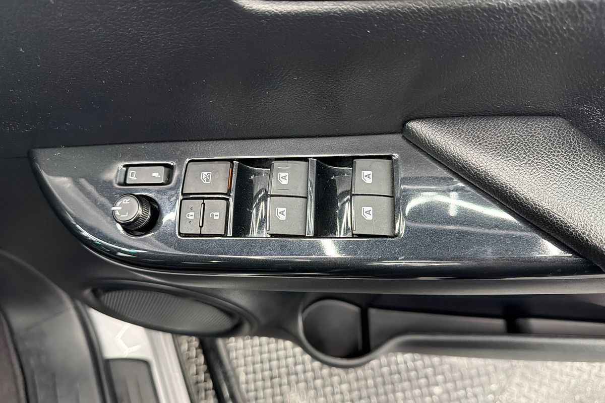 2021 Toyota Hilux SR5 GUN126R 4X4
