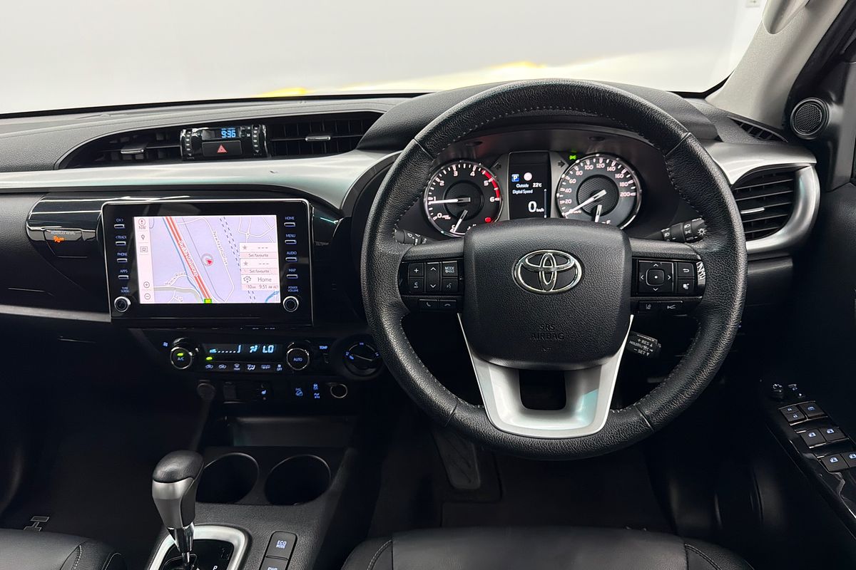 2021 Toyota Hilux SR5 GUN126R 4X4