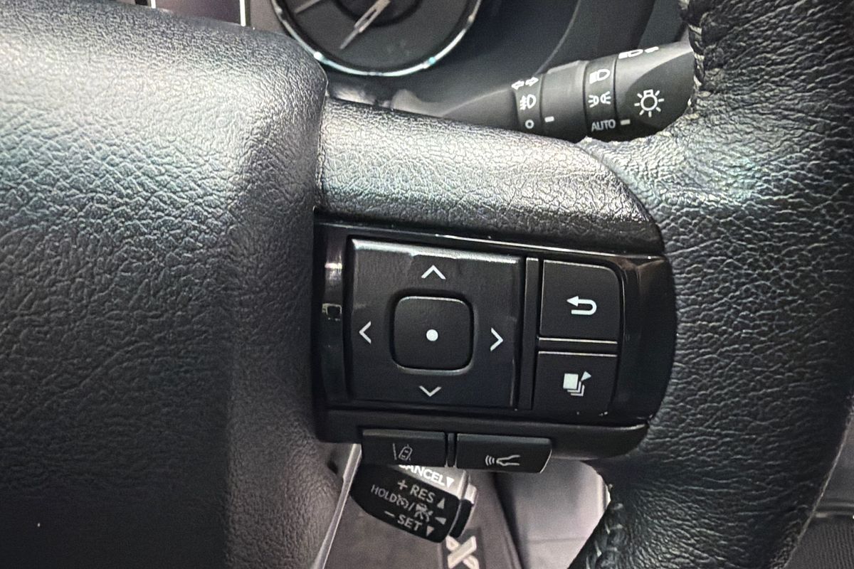 2021 Toyota Hilux SR5 GUN126R 4X4