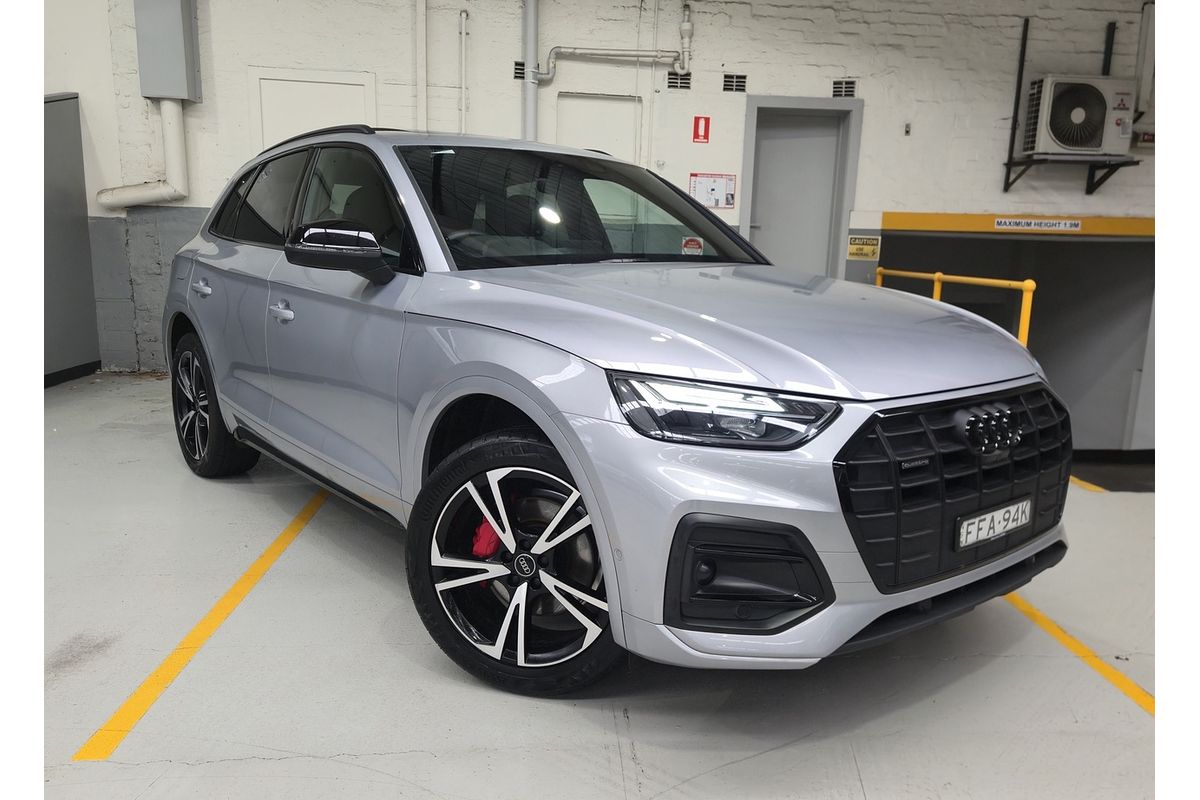 2023 Audi Q5 40 TDI Dynamic Black FY