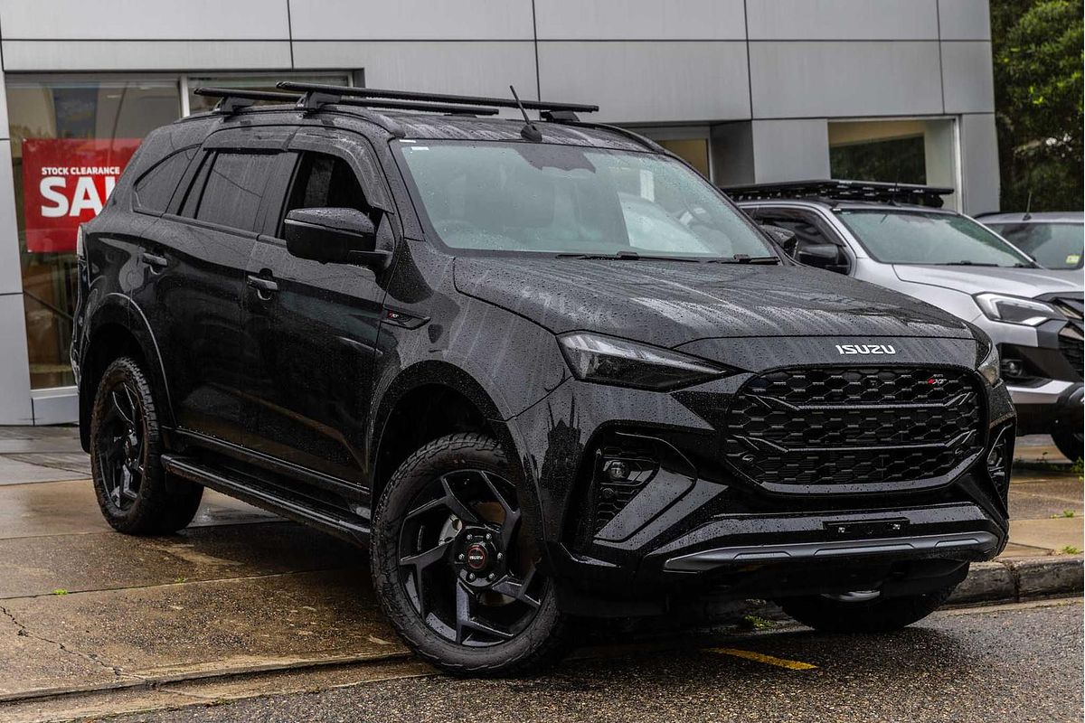 2025 Isuzu MU-X X-TERRAIN