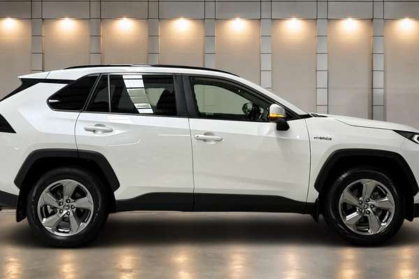2020 Toyota RAV4 GXL AXAH54R