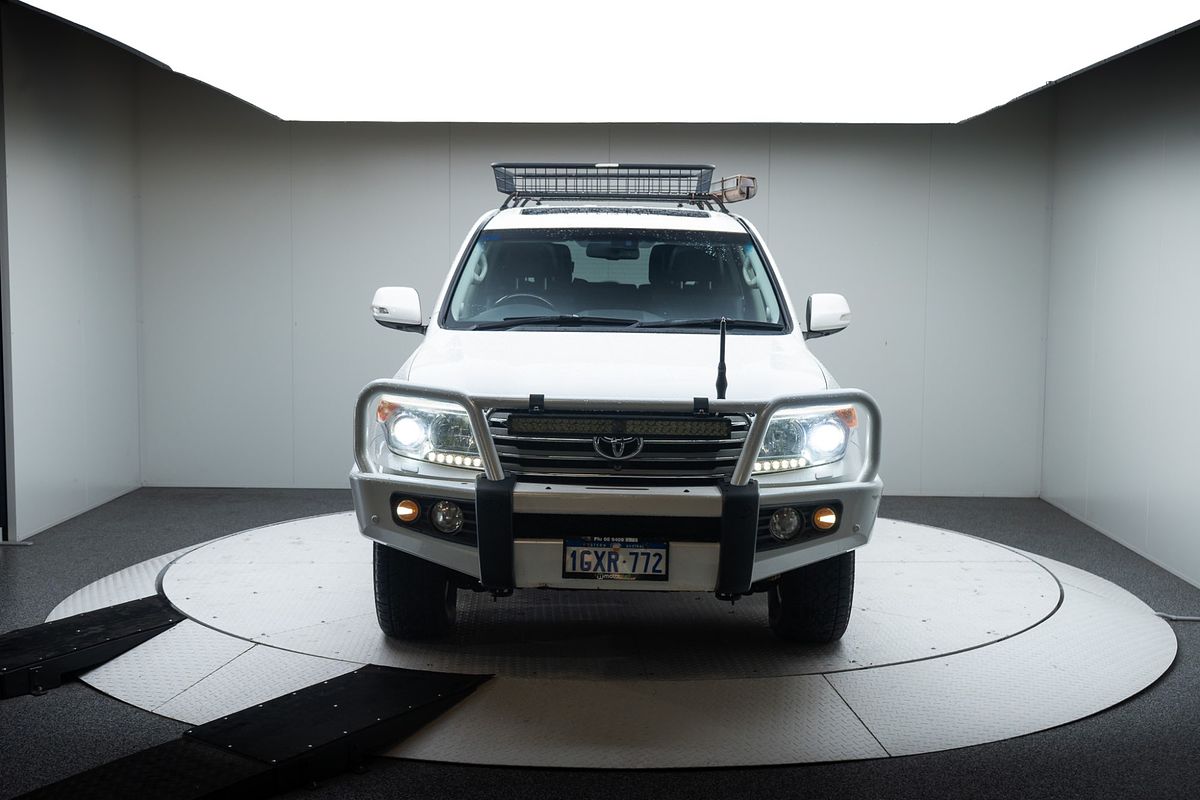 2013 Toyota Landcruiser Sahara VDJ200R