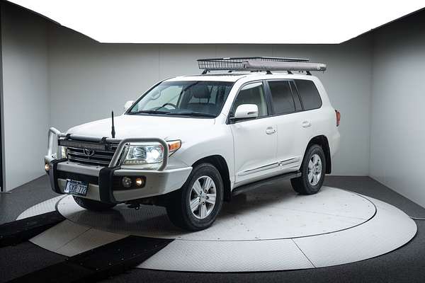 2013 Toyota Landcruiser Sahara VDJ200R