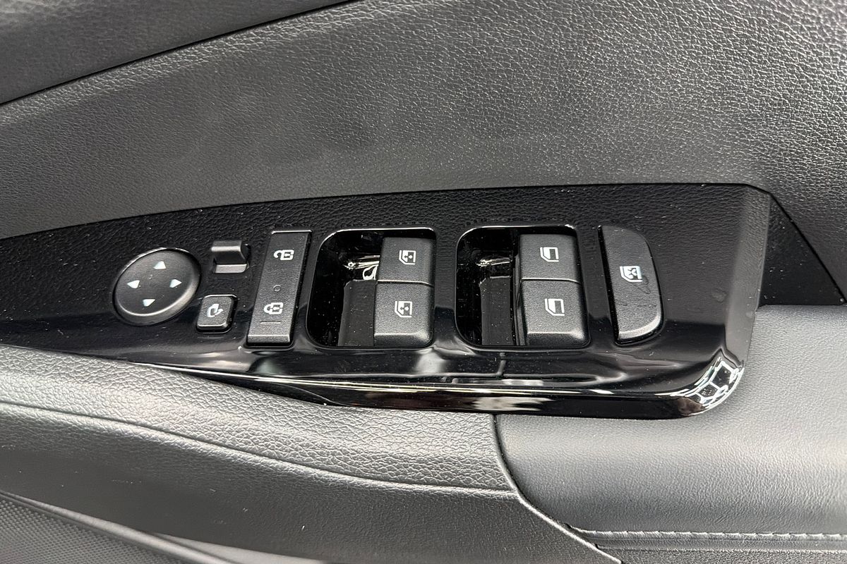 2023 Kia Sportage SX NQ5