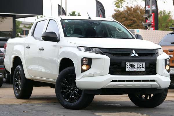 2020 Mitsubishi Triton GLX ADAS MR 4X4
