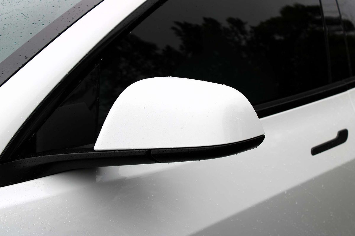 2022 Tesla Model 3 Rear-Wheel Drive