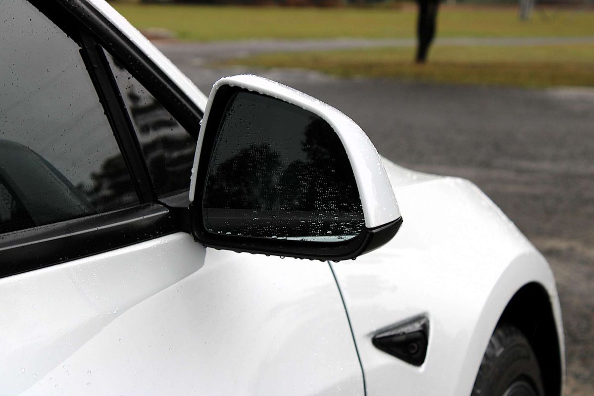 2022 Tesla Model 3 Rear-Wheel Drive